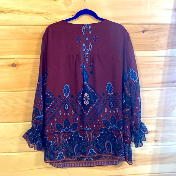 Colleen Lopez 2x ladies top. $18 - Picture 4 of 5